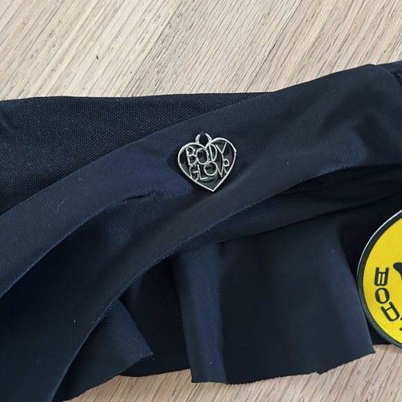 Body Glove FLING Booty Tanga Bottoms Ruffle L - Picture 3 of 5